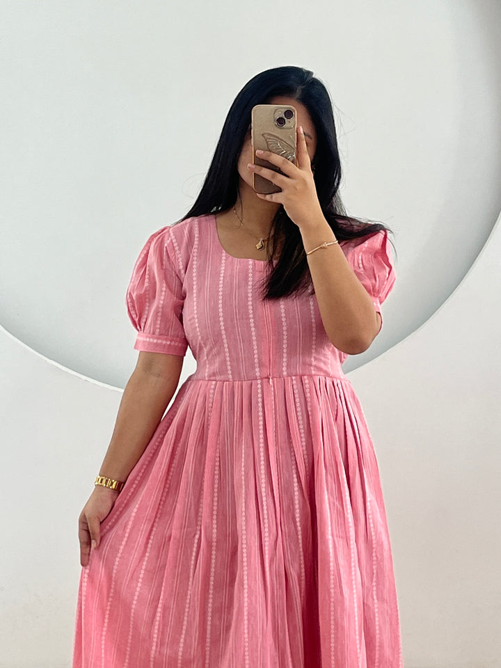 Hanshika Maternity Dress with center Zip