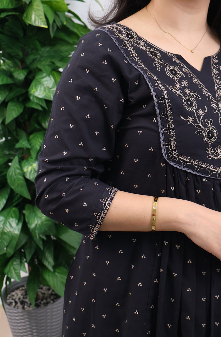 Namratha Straight kurthi  (Non-maternity)