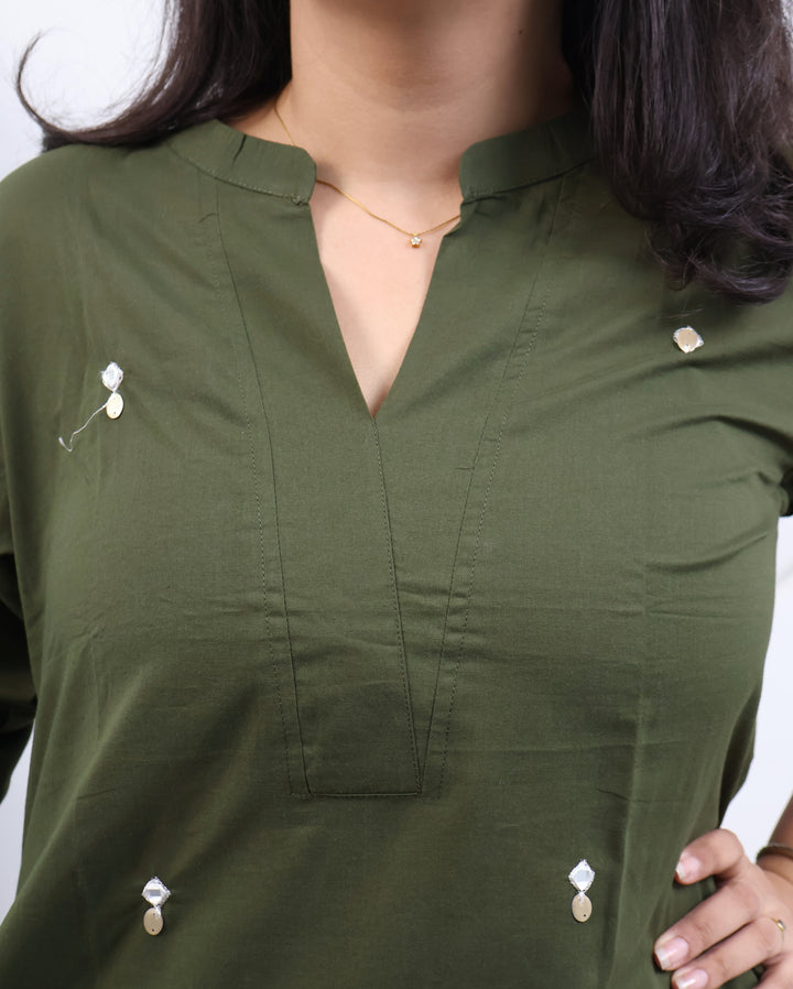 Brinda  Straight kurthi  (Non-maternity)