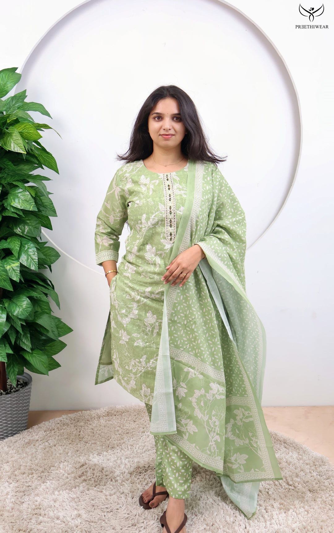 Keerithy Straight kurthi  (Non-maternity)