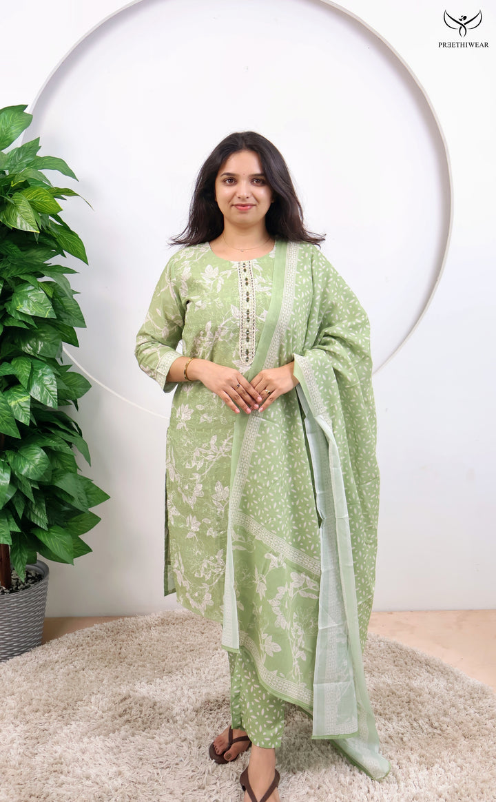 Keerithy Straight kurthi  (Non-maternity)