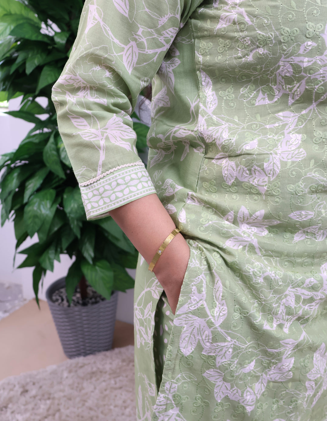 Keerithy Straight kurthi  (Non-maternity)