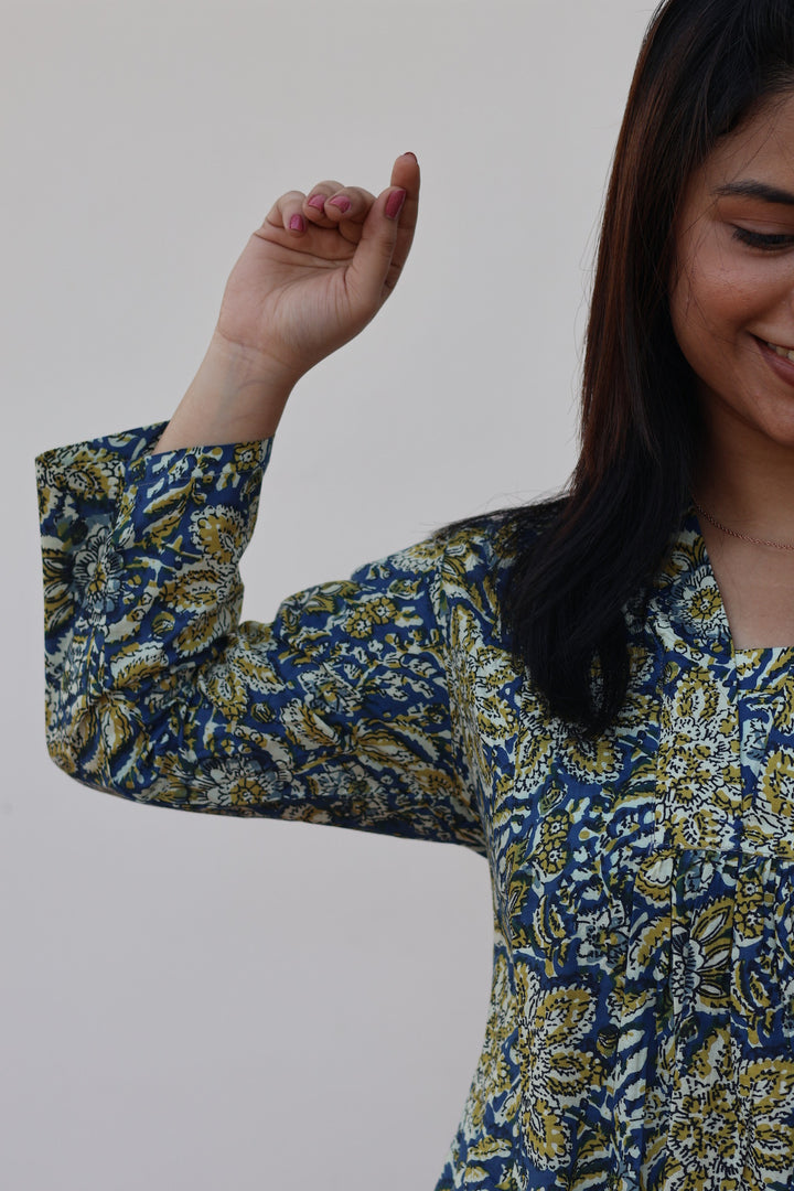 Lathika Cotton Straight Kurthi