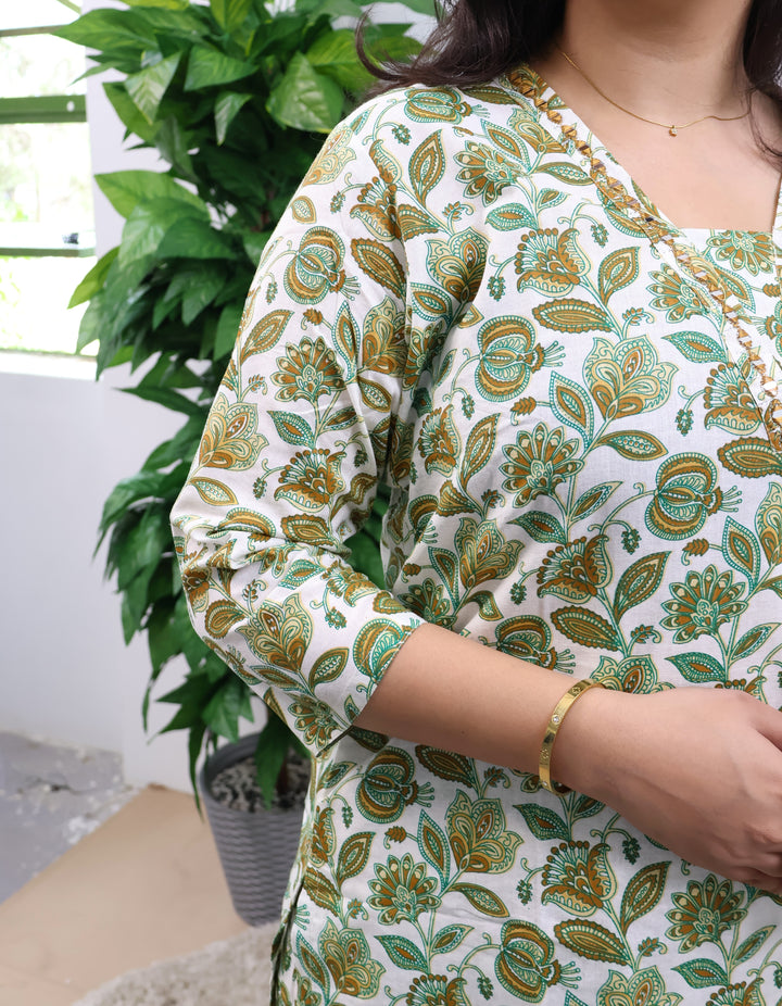 Kiruba Straight kurthi  (Non-maternity)