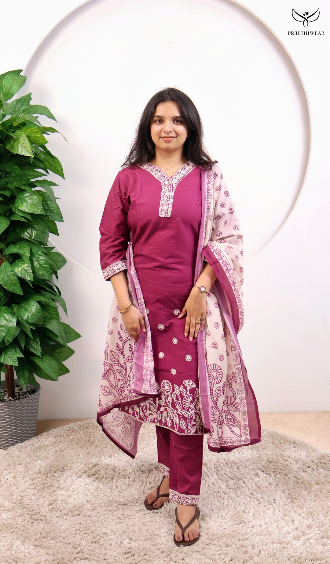 Hiral1 Straight kurthi  (Non-maternity)