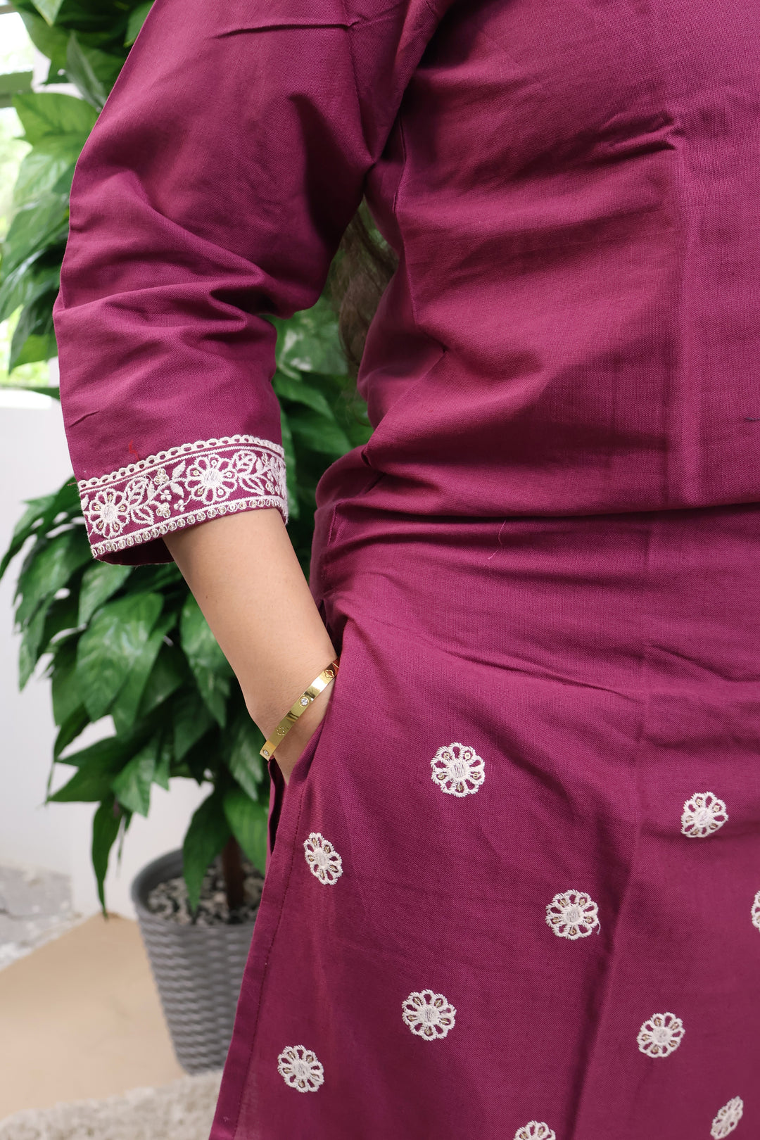 Hiral1 Straight kurthi  (Non-maternity)