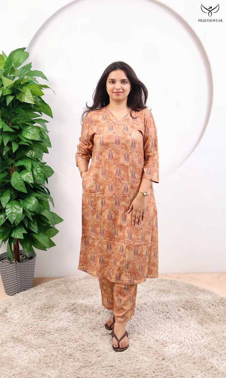 Shefali  Straight kurthi  (Non-maternity)