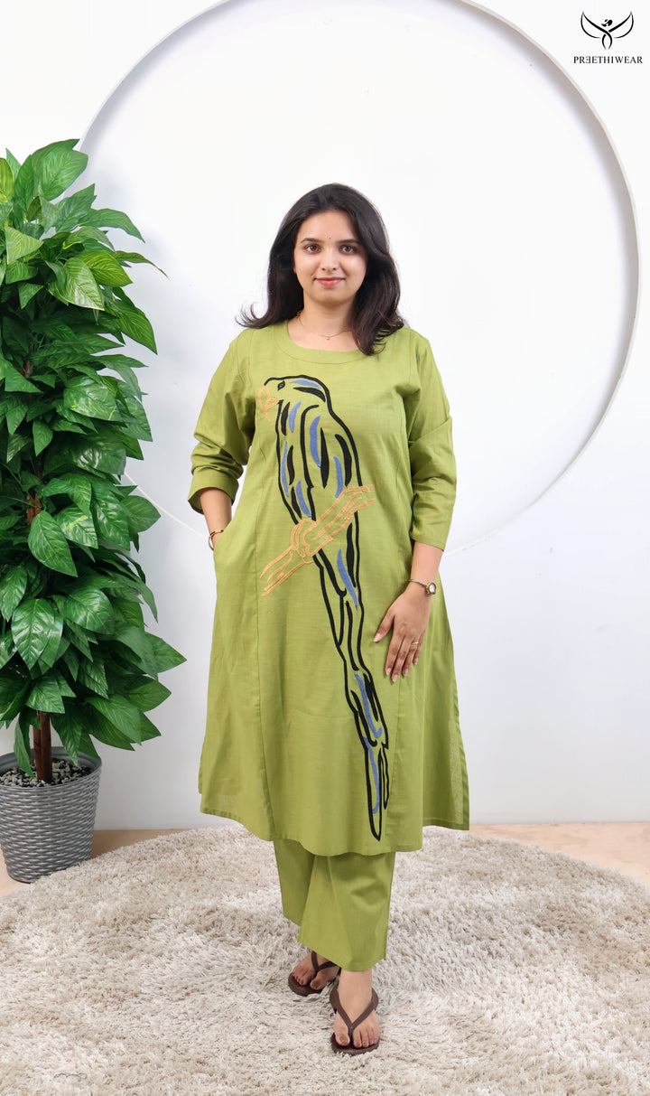 Tharini Straight kurthi  (Non-maternity)