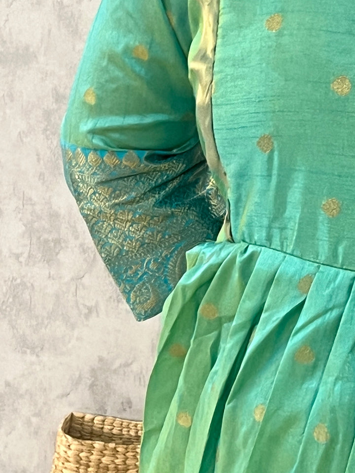 Tanuja Maternity Kurthi