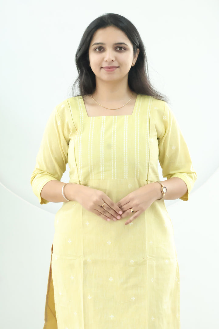 Lincy  Maternity Dress