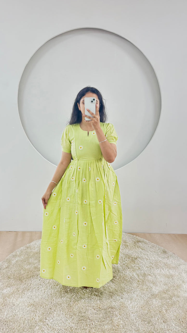 Green Daisy Maternity Dress