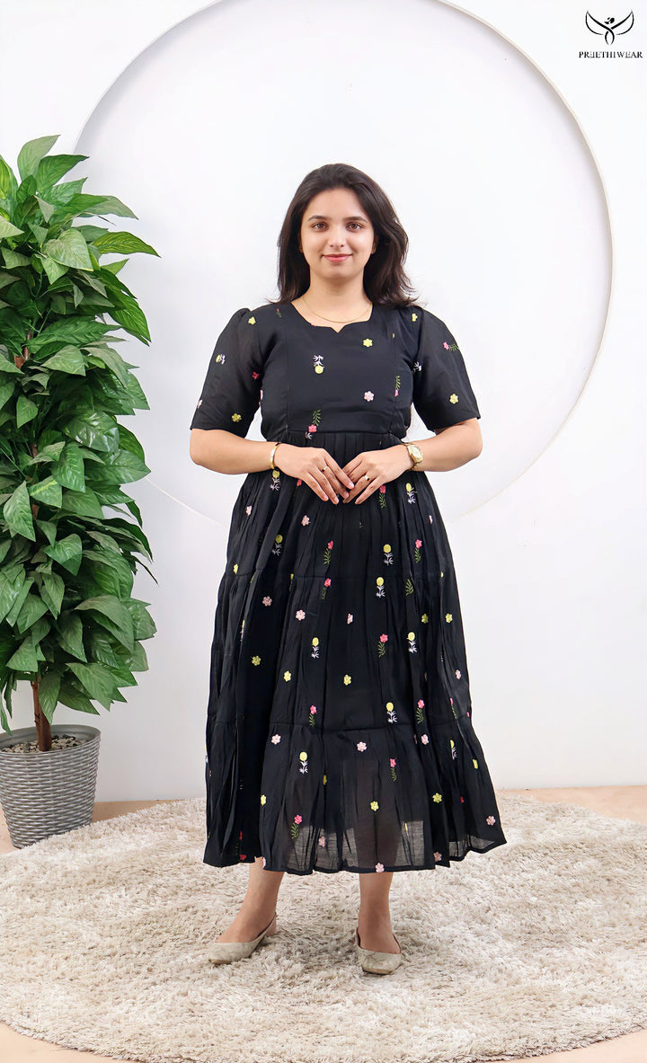 Nirubha Maternity Dress