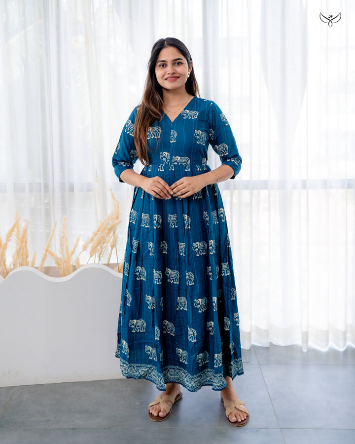 Romila Maternity Dress with center zip