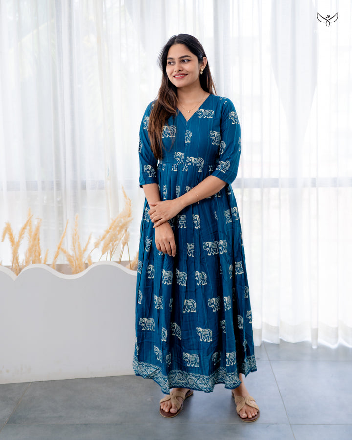 Romila Maternity Dress with center zip