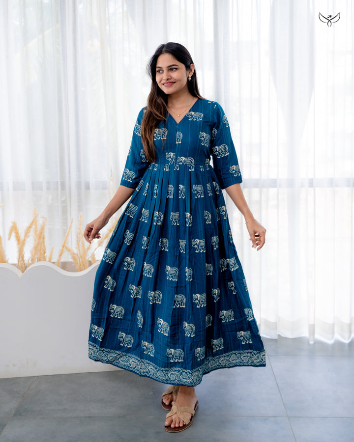 Romila Maternity Dress with center zip