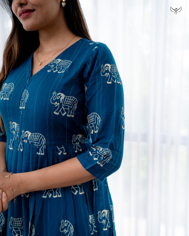 Romila Maternity Dress with center zip