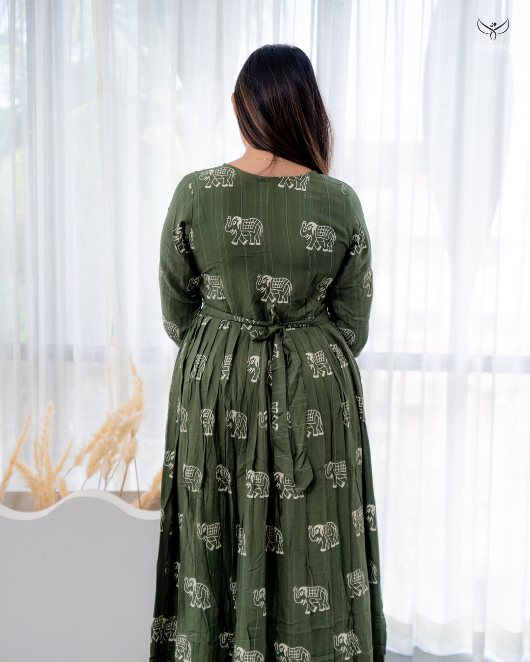 Arvitha Maternity Dress with center zip