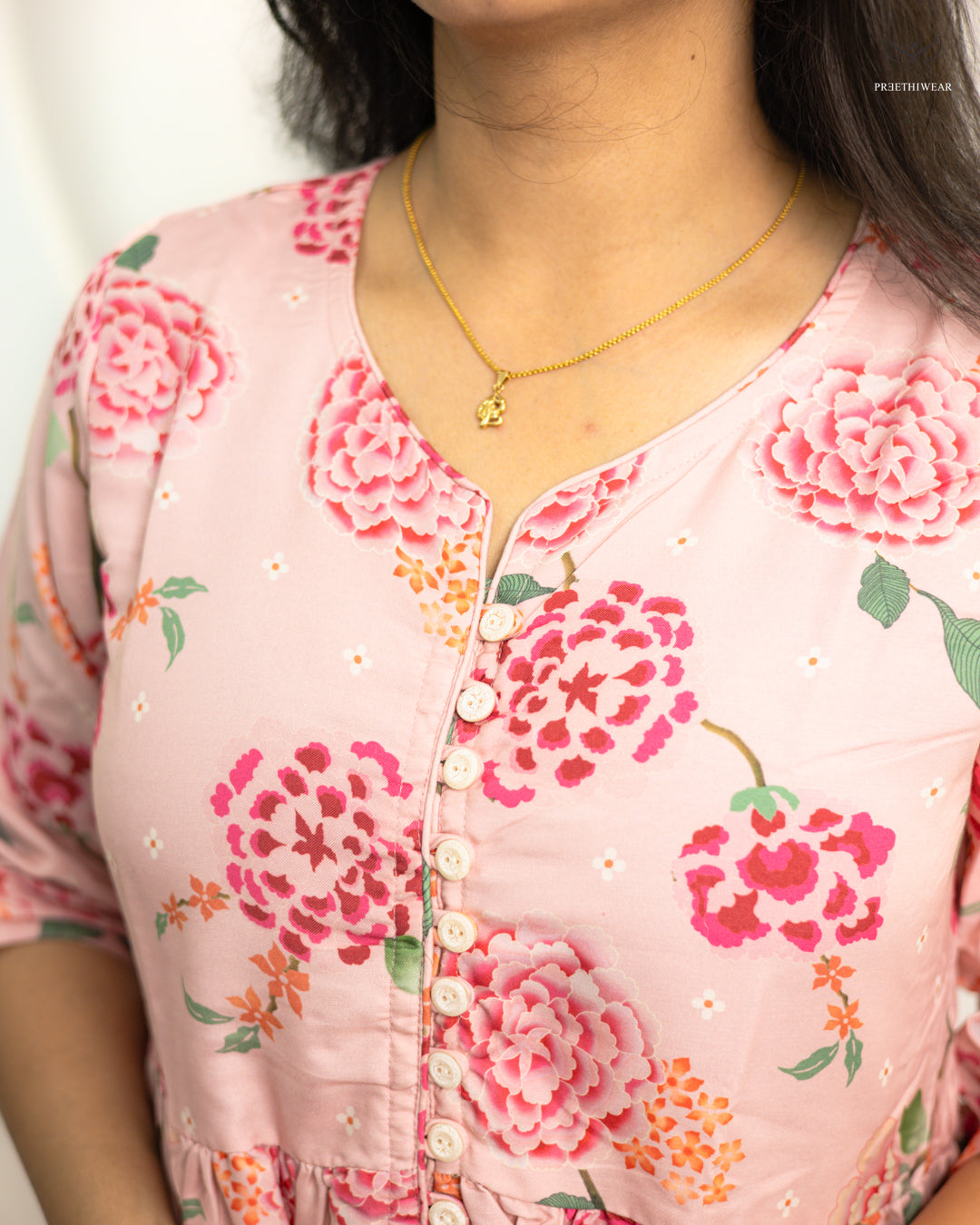 Mini 3layer with button kurthi