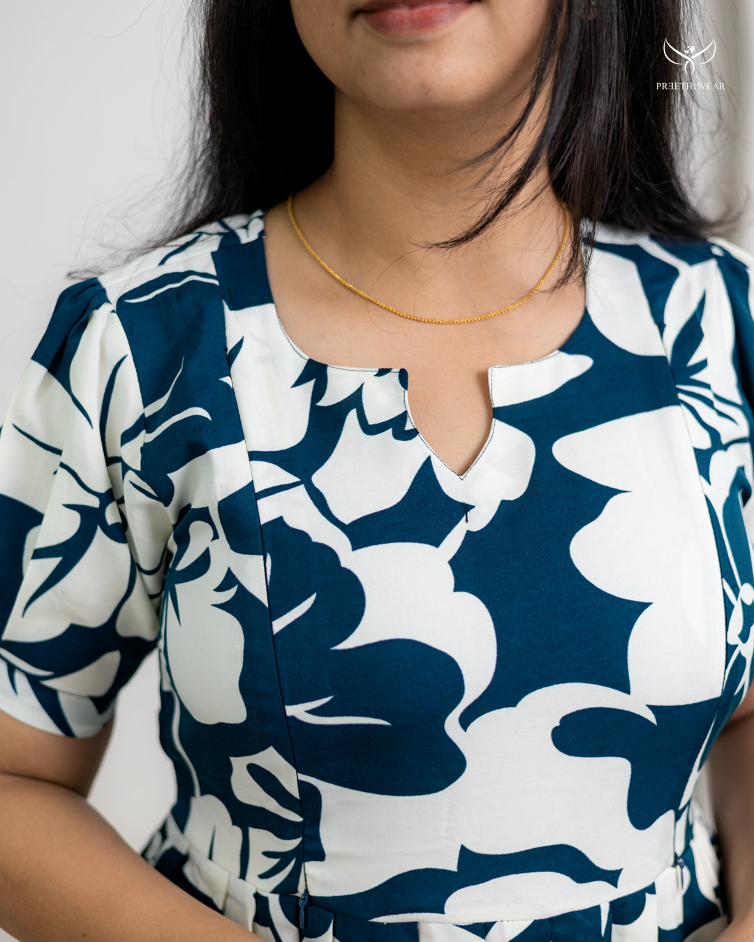 Veni1 Maternity Dress
