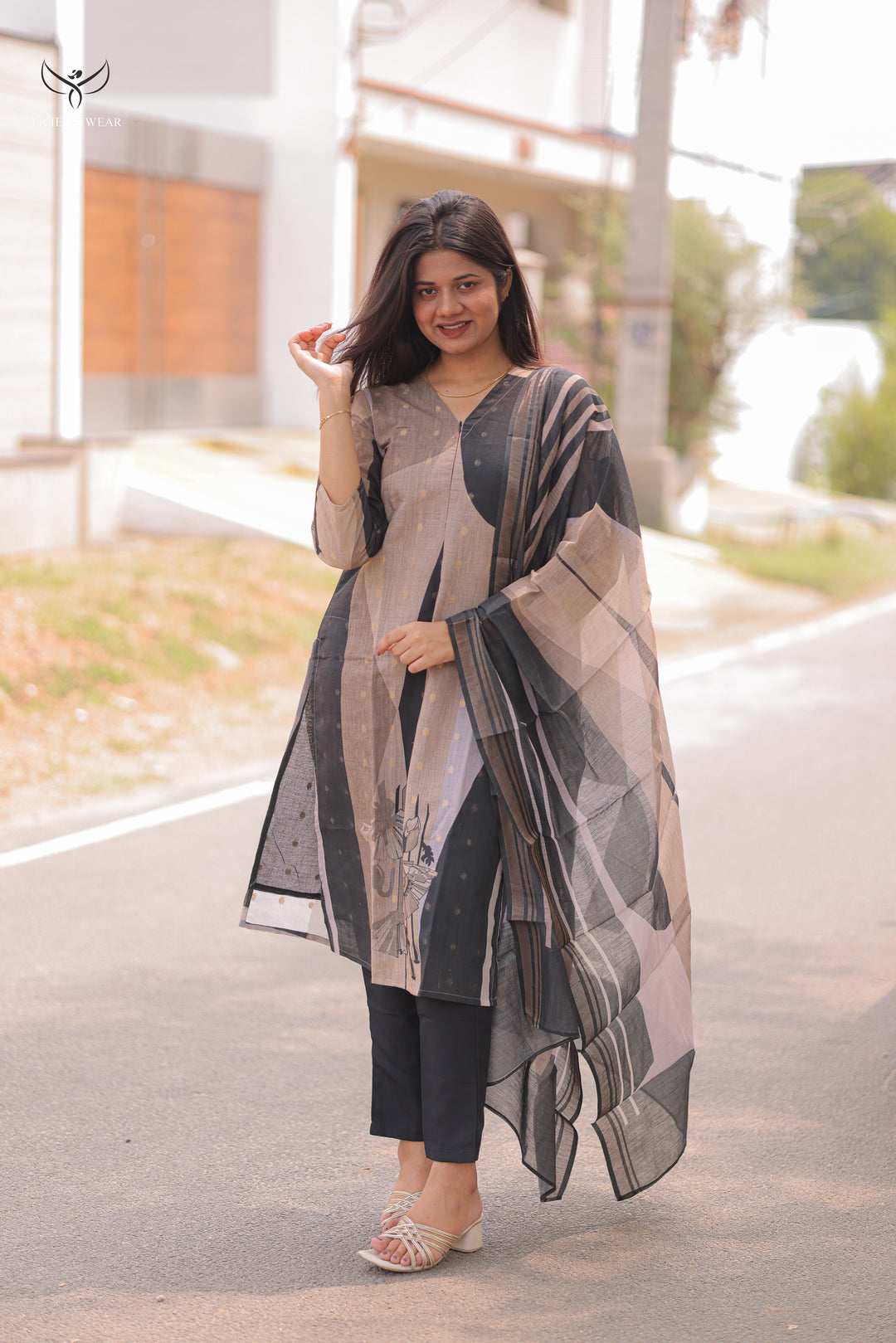 Meha Maternity Dress with center Zip