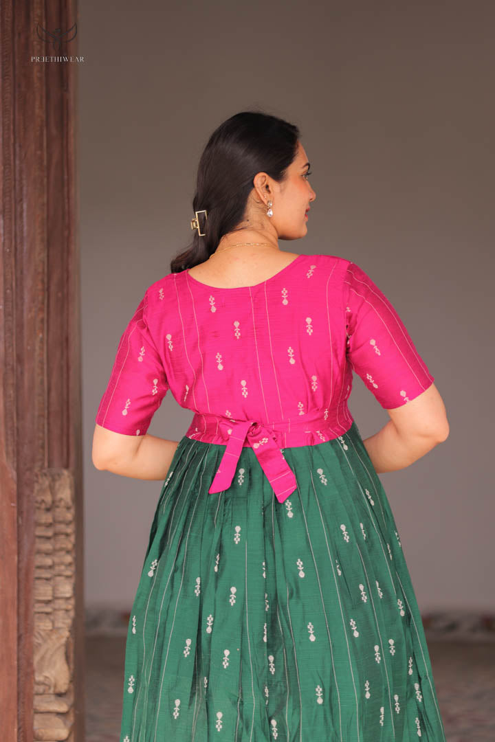 Atchaya Maternity Dress(PREORDER-NOV2)